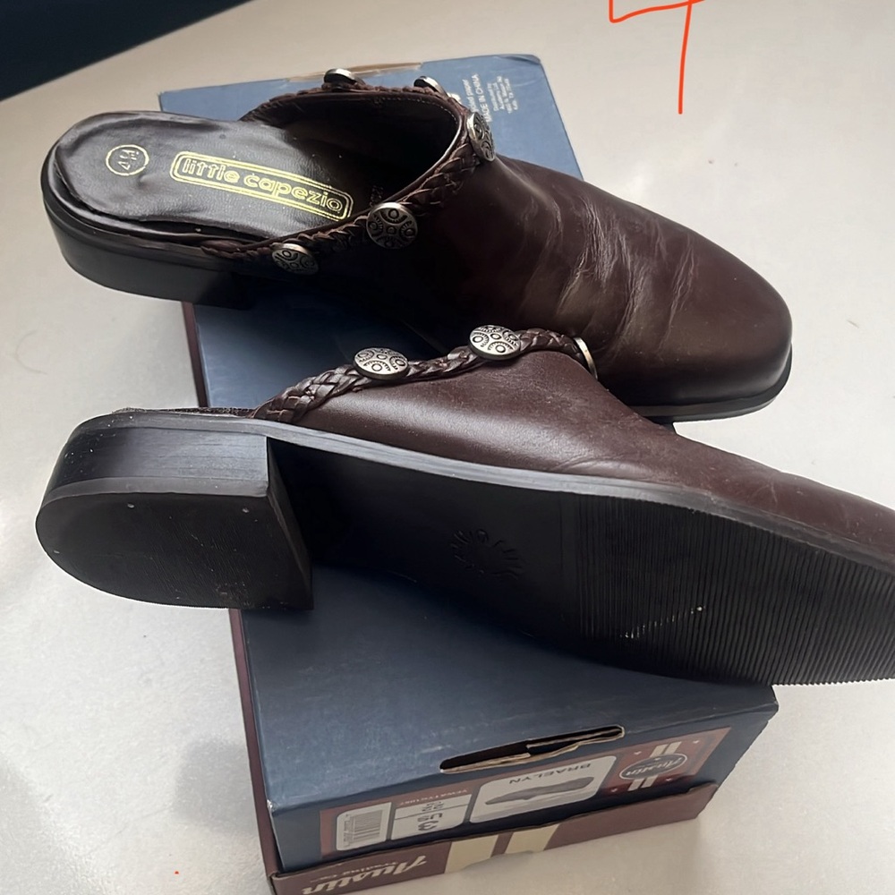Brown Leather Slip-On Loafers with Smooth Finish